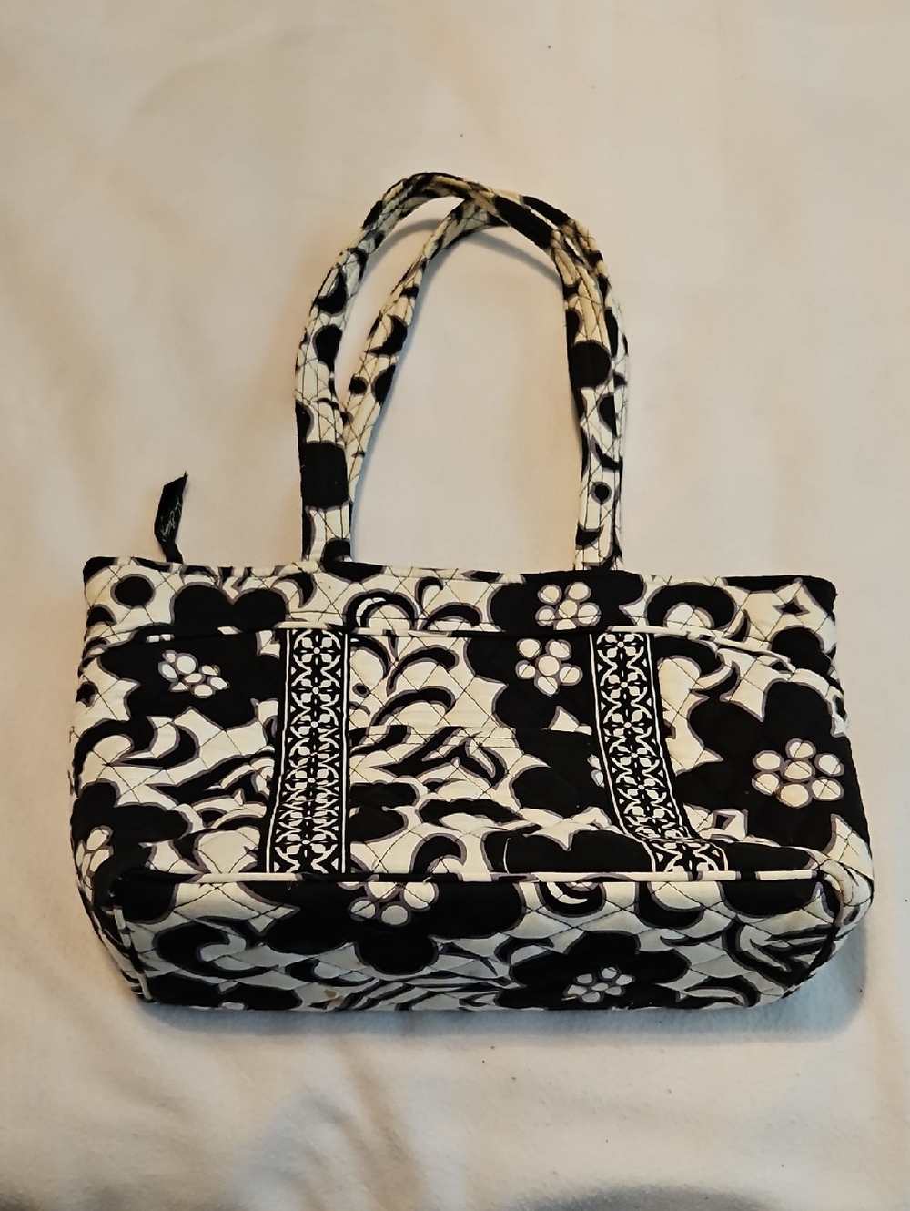 Vera Bradley Vera Tote/Shoulder Bag In Night And Day